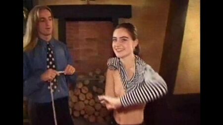 Волосатая телка порно