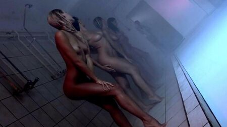 Большая оргия красивых лесбиянок в душе