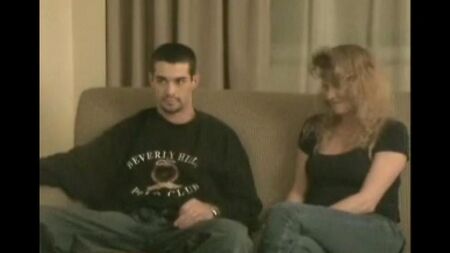 Мамаша решила трахнуться с пьяным сыном