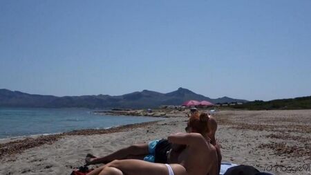 Публичный минет на пляже