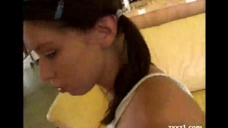 Брат жестко трахнул родную сестру в анус