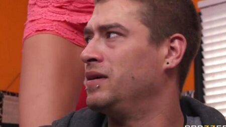 Три отменные красотки на один член