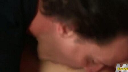 Увидев папин хуй, дочка сама захотела на него сесть