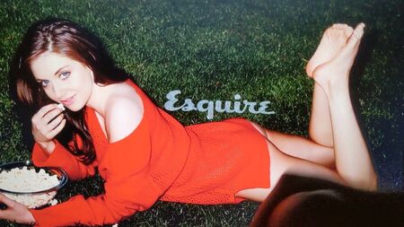 Alison Brie Feet Cum Tribute