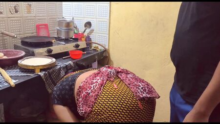 Episode 5, hot neighbor Aunty got bang by 18 years boy