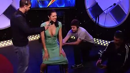 Howard Stern, Adrianne Curry (supermodel) rides the sybian