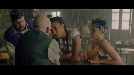 Camille Razat, Margot Dufrene, etc - Girls with Balls (2018) Nude? Sexy! Камилль Раза, Марго Дюфрен - Девушки с мячиками