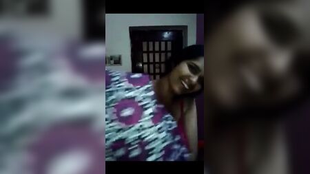 Tamil Aunty Dress Change After Sex With Boyfriend
