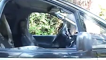 Milf seduces younger girl