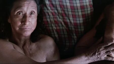 Magdalena Flores Nude in Japon (2002)