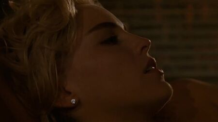 Sharon Stone - Basic Instinct (1992)