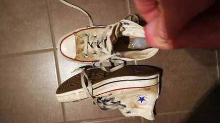 Cumshots on dirty white converse chucks