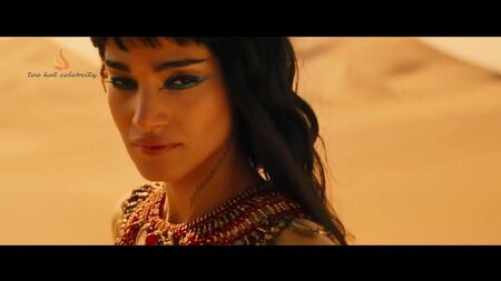 Sofia Boutella - The StepMummy 2017