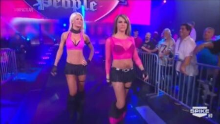 [#My1] TNA Impact Wrestling 10.04.2014 - Beautiful People Entrance