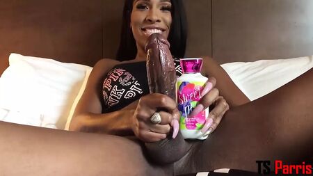 that dick though- Ebony ts Paris