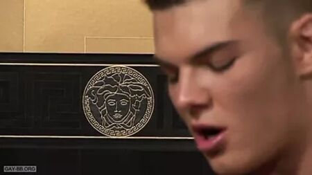 Vincent Meddox ,Pumped Gabo