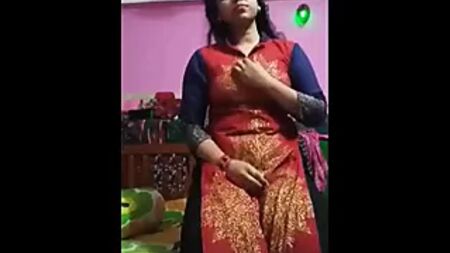 Assam Bengali bhabhi fingering for lover