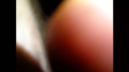 Gloryhole fun in gay sauna.