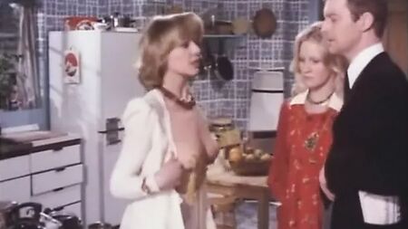 Carol Hawkins Gets her Tits Out For Pikey