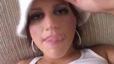 Fine Ass White Girl Fucking - Derty 24