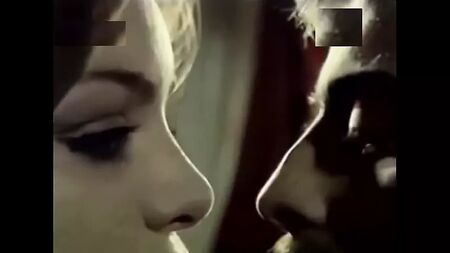 Arzu Okay - Sevisme Sikis - Salih Kirmizi