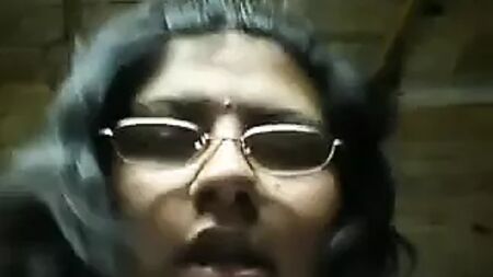 Madurai manimegalai sucking friend's hubby dick