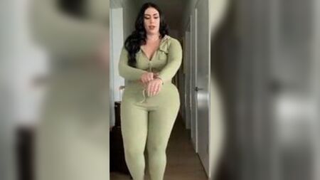Busty BBW Sammy – fashion nova curve
