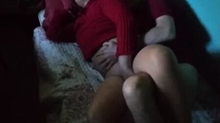 Genc Adam Koyde Yengesi Zeliha'yi Fena Sikip Icine Bosaliyor