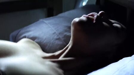 Mathilda May - ''La teta y la luna'' 02