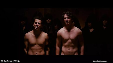 Skylar Astin naked and sexy movie scenes