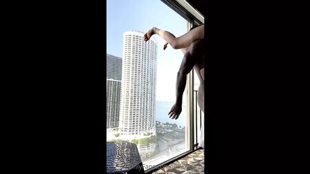 MechieSoCrazy Summer Edit