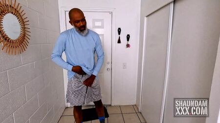 AUDREY MADISON IS LOST IN THE HOOD AND LUCKILY FOR HER SHE KNOCKED ON SHAUNDAM’S DOOR