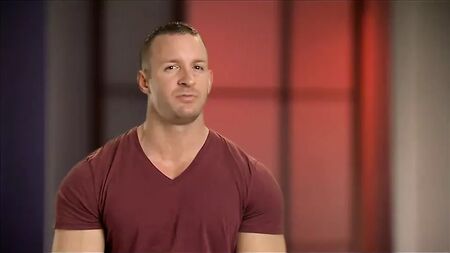 Four single swingers meet and have intense groupsex