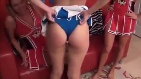 cheerleader wedgie