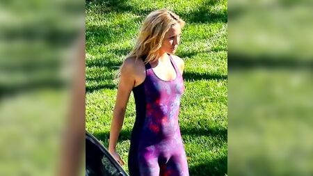 Kate Hudson photos during yoga shoot