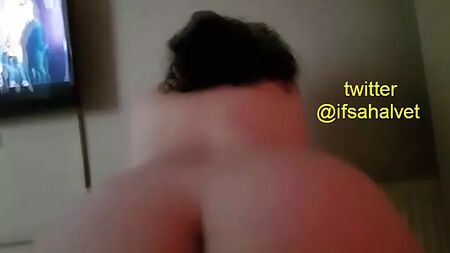 Turkish Anne ve Oglu tatil yapiyorlar...Otelde Annemi siktim