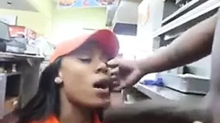 Big Booty At Popeyes