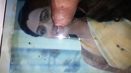 Cum on Gayathri yuvaraj