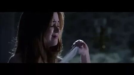 Isla Fisher in Wedding Crashers