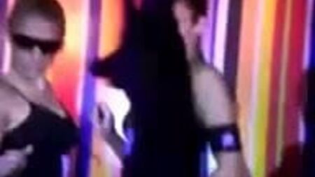 show de besos lesbicos