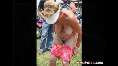 OmaFotzE Granny Pussies Closeup Photos Compilation