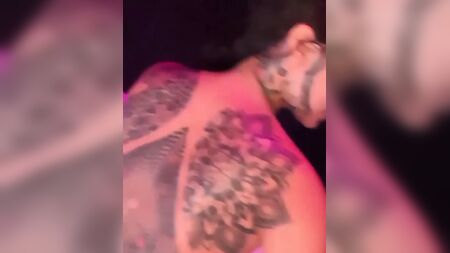 Fishball che fa il bagno