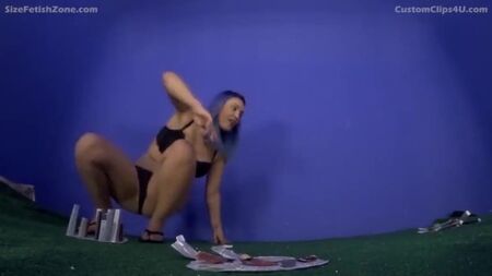 GODDESS UNDENIABLE GIANTESS