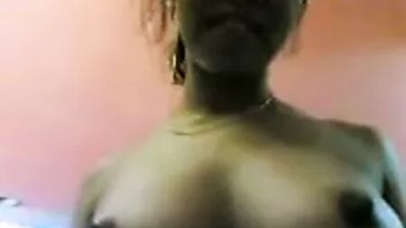 malay- awek puting tajam