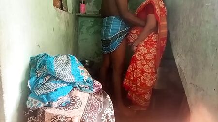 Tamil wife and husband have real sex at home