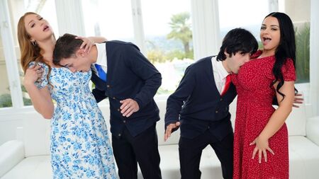 Невоспитанные дамочки