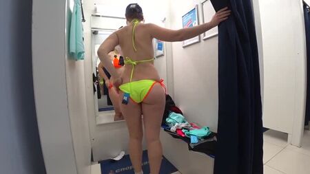 Mature milf and her young daughter in a public fitting room. Different swimsuits and mini bikinis on sexy big ass. - XVIDEOS.COM