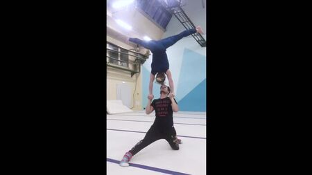 Moscow AcroYoga Jam || H2H challenge with Yaroslav