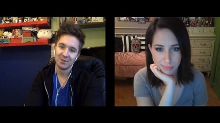 Девушка показала волосатую киску (18+) Прикол,ржач,угар