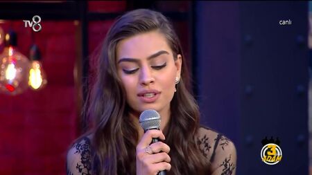 Amine Gülşe Sesiyle Herkesi Büyüledi - 3 Adam - Sezon 3 Bölüm 12 - 5 Mart Cumartesi